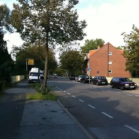 49 Mit Balkon, Einbau Kueche , Eigenes Bad ,2 Boxspringbetten, W-lan, Tv , Waschmaschine * Oberhausen (North Rhine-Westphalia)