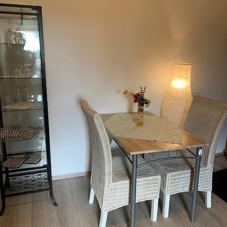 49 Mit Balkon, Einbau Kueche , Eigenes Bad ,2 Boxspringbetten, W-lan, Tv , Waschmaschine *